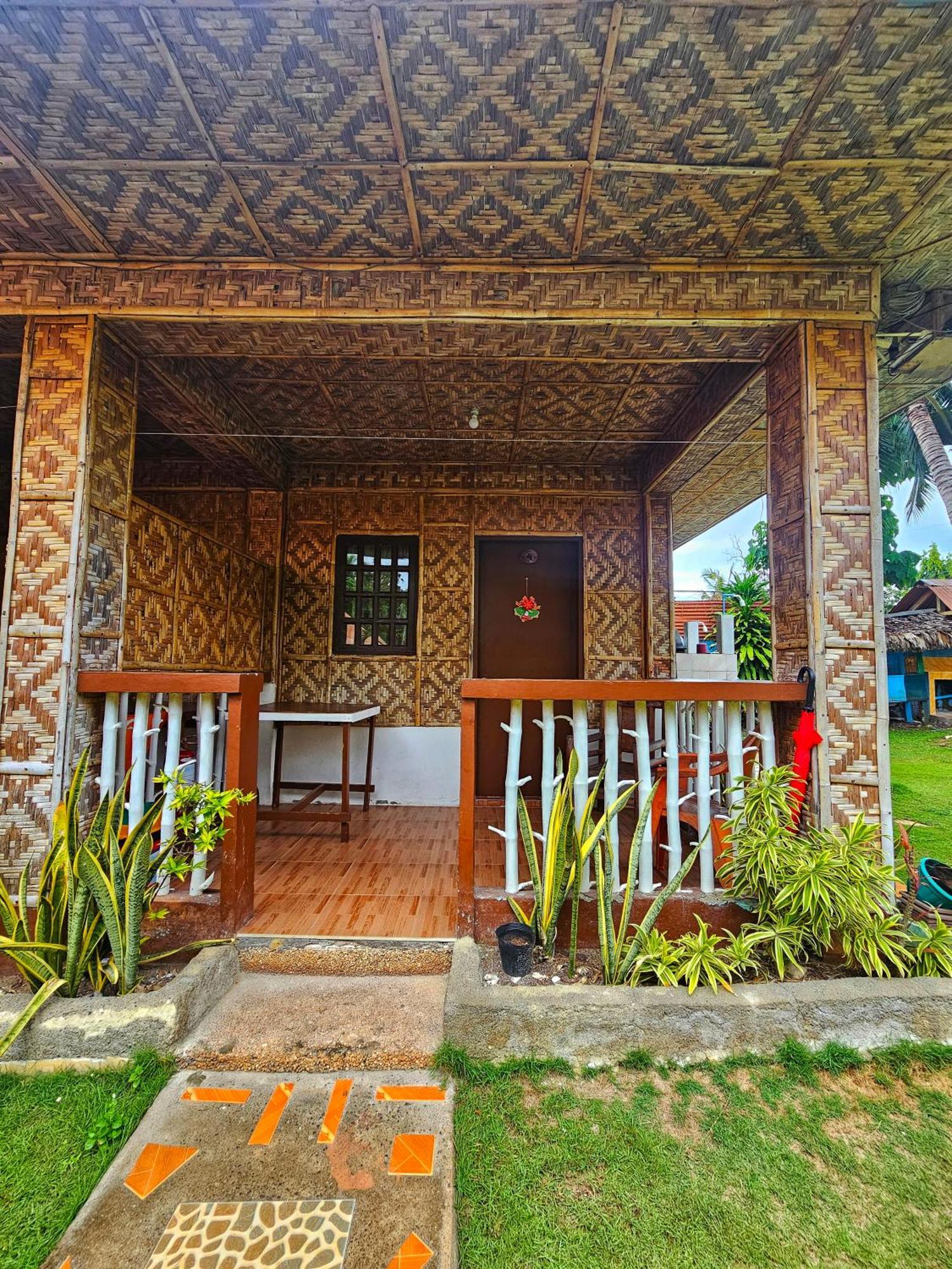 Bohol Sea Breeze Cottages And Resort Tawala  Exteriör bild